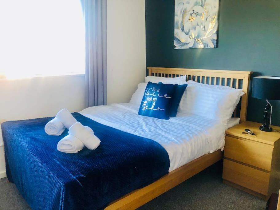 Hidden Gem !Stunning 3 Bedroom Home In Sheffield Handsworth Exteriör bild